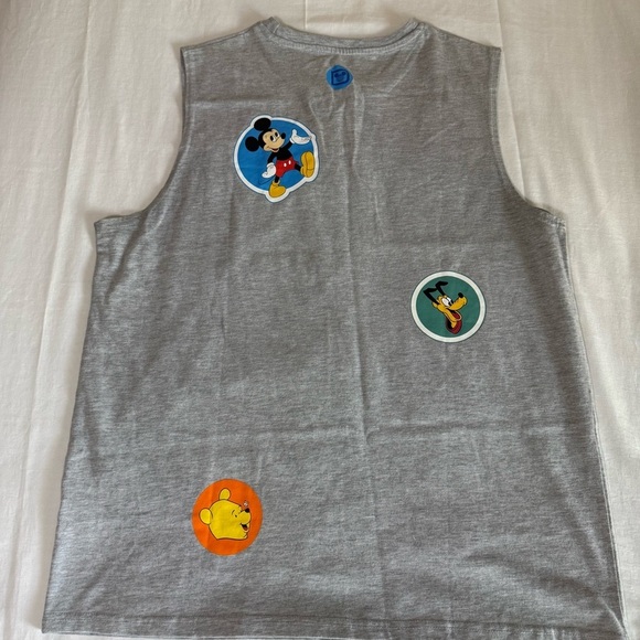 Disney World 50th Men’s T-shirt Vault Collection Sleeveless Size Large Mickey - Picture 8 of 8